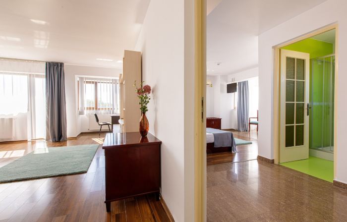 Lira Pacific Aparthotel
