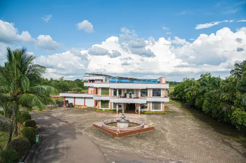 Hotel Ganpati Resort Hotels in Jagdalpur