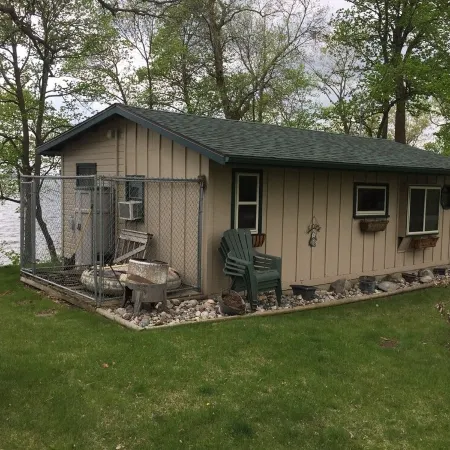 Cozy Lake Sallie Cabin With Outstanding Views & Lakefront on 2 Lakes!