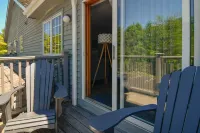 Hilltop Hideaway - 1 Bedroom Condo in Fish Creek Hotels near Chambers Island Lighthouse