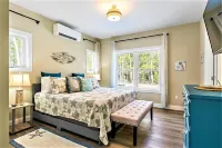 Shipbuilder's Retreat, Unit 2, Sleeps 6, 5 minutes to Harbor Hotels in Boothbay