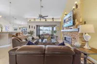 Private Beach, Heated Pool and Outdoor Kitchen - Stunning Oasis