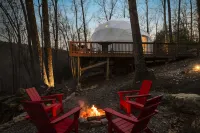 Hot Tub, Fire Pit and Mountain Views - Stunning Luxe Dome