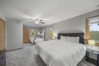 Retreat on the Fox River Hotel a Bristol Township