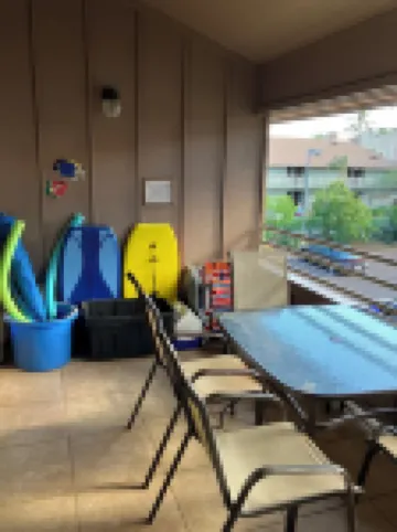 Clean Comfortable Condo that is Steps to the Beach, Affordable w/Free Parking