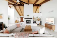 Heated Pool and Spa with Mountain Views - Stunning Tranquil Oasis