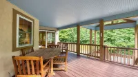 Quilt and Craft Retreat in Smoky Mountains