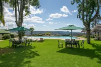 Montclair Resort & Conference - Pools