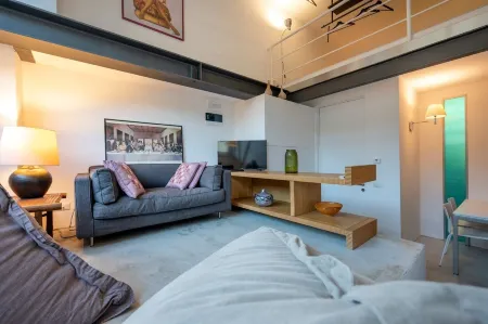 Loft 19 Отели рядом с достопримечательностью «Santa Maria di Piazza»