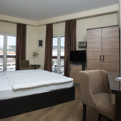هوتل إيه بي سي Hotels near البرج الأبيض في سالونيك