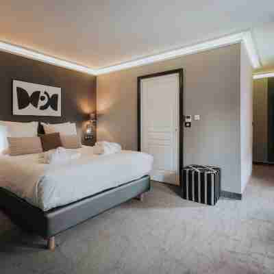 Hôtel Henry II Beaune Centre Rooms