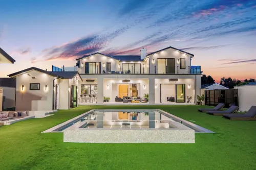 빌라 칼리파 - 리조트 스타일 리빙, 프라이빗 풀, 스파 및 극장 있음