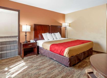 蒙特內哥羅伊克諾旅館