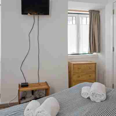 Cozy Apartment in Lisbon's Center! Rooms