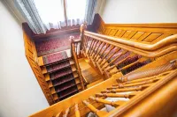 The Gregory House in Southern Maine close to many beaches & popular destinations