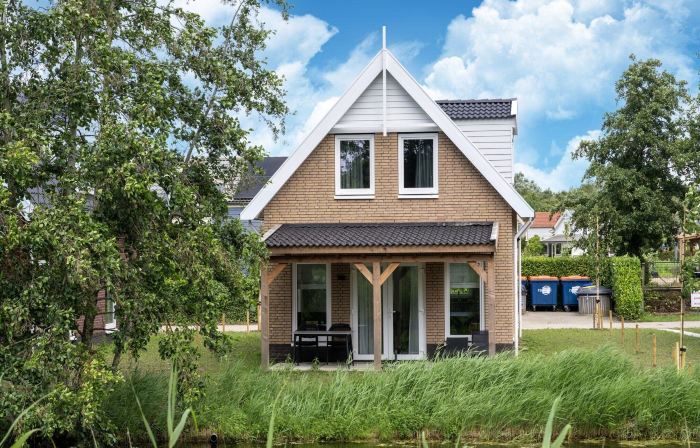 Holiday Home by Lake Beach Simonshaven