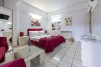 Roy Hotel - Parvekkeita