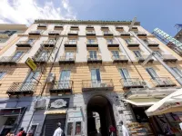 Re Diego Hotels near Chiaia