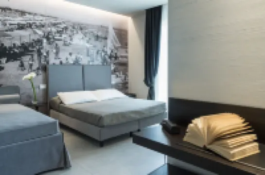 ホテル コモドア