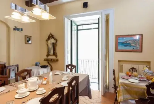 Bed and Breakfast Adelberga - sarapan