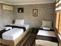 Ayanya Beach & Bistro Bungalows Hôtels à : Avsa Island