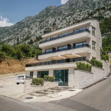 Casa Nuova