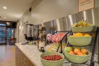 Whitefish Riverfront Hotel - breakfast