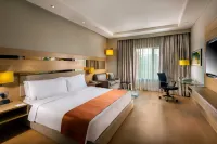 Holiday Inn Agra MG Road