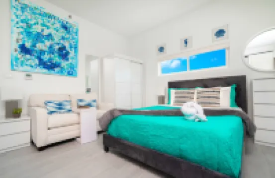 Cayman Luxury Rentals at the Grove