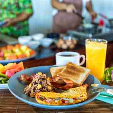 Well-Decorated 3rd-Floor Unit with Unique Designs and Mountainview in Coco Dining/Meeting Rooms