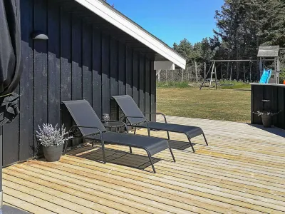 9 Person Holiday Home in Løkken-by Traum