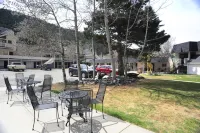 Argo Inn and Suites Hotels near Sasquatch Casino