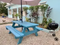S3 BP Steps to Beach Hotel a West Bay