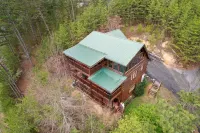 Wilderness Lodge 3 Bedroom Cabin by Redawning