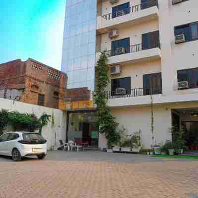 Hotel Omkar Hotel Exterior