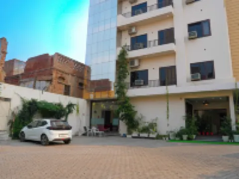Hotel Omkar Hotels in Hisar