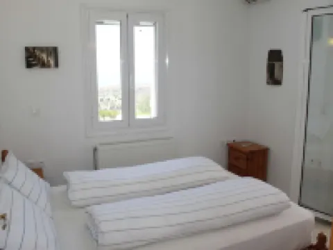 Villa in Agia Galini with Pool Views Hoteles en Lampi