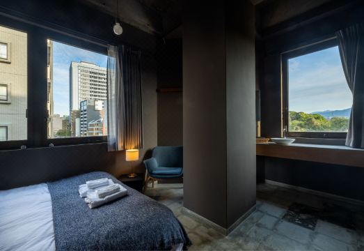 언플랜 후쿠오카 라운지