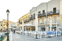 Vista Del Porto Luxury Suites - Homestays