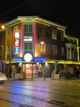 J and R Brussels City Apartment Hoteles cerca de Waer Waters