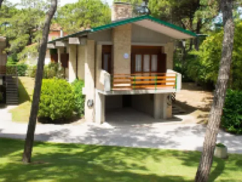 Hotel President Hotels near Beach Office 1 - Dutch Flag