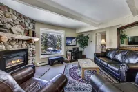 Woodbridge Condos by Snowmass Vacations