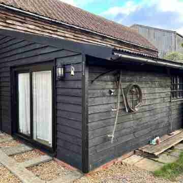 Studio Annex Hotel Exterior