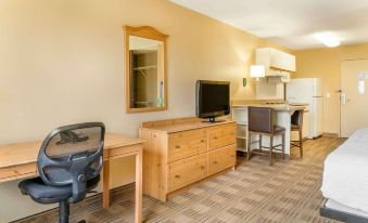 Extended Stay America Suites - Auburn Hills - University Drive