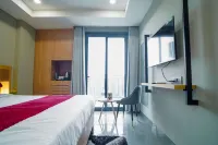 Saltstayz Select - Golf Course Road & Sector 57 Hotels in Karnāl