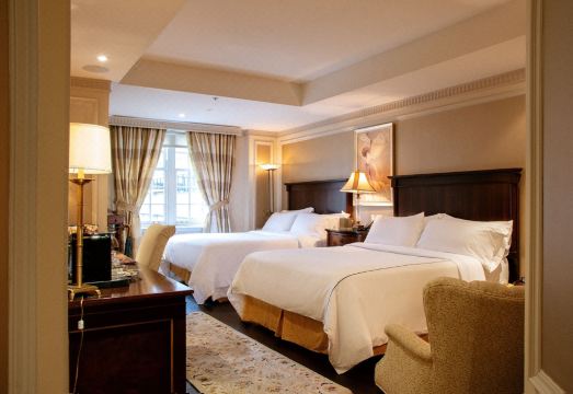 윈저 암스 호텔 내부 모습