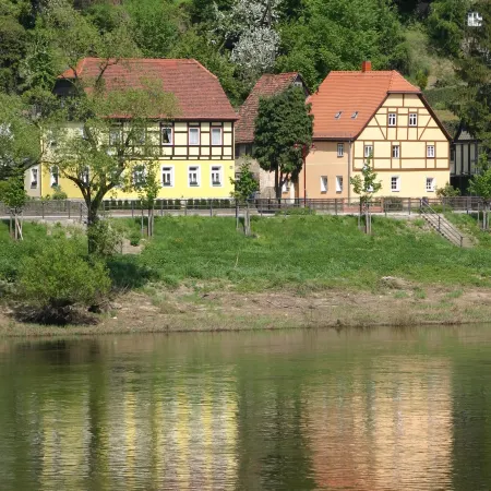 Ferienhaus Elbufer 83