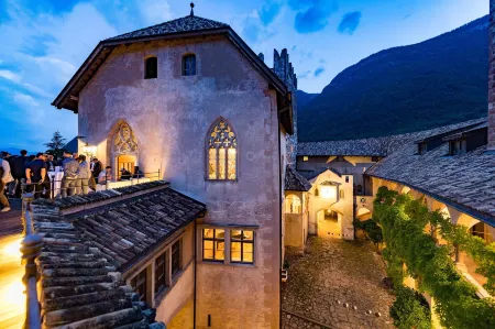 Schloss Freudenstein Отели рядом с достопримечательностью «Monticolo Lake»