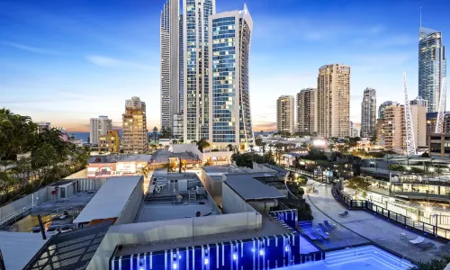 Circle on Cavill - Self Contained & Privately Managed Apartments - Wow Stay