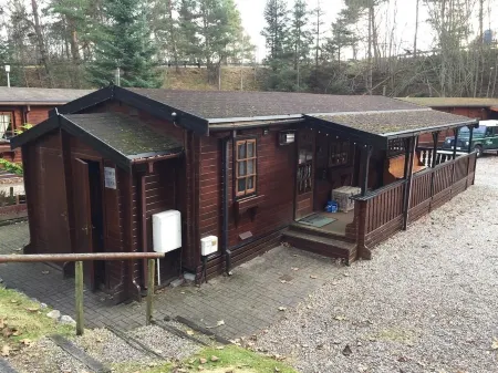 Lurchers Cabin Aviemore Отели в г. Авьеморе